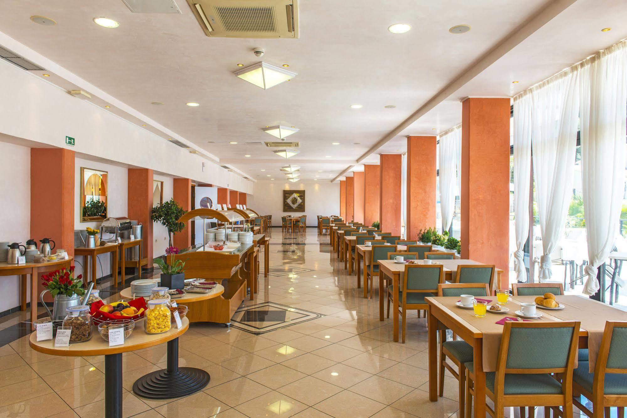 Hotel Amfora Rabac Eksteriør billede